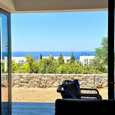 Retreat Site, Block A1, Unit 1 アパート