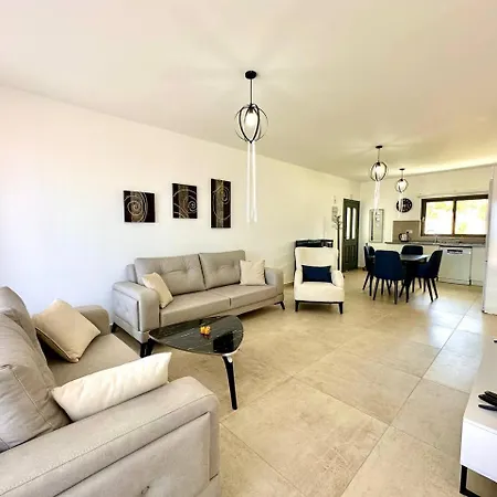 Retreat Site, Block A1, Unit 1