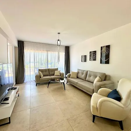 Apartment Retreat Site, Block A1, Unit 1