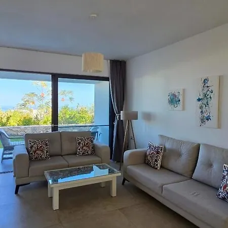 Apartment Retreat Site, Block A1, Unit 1 *